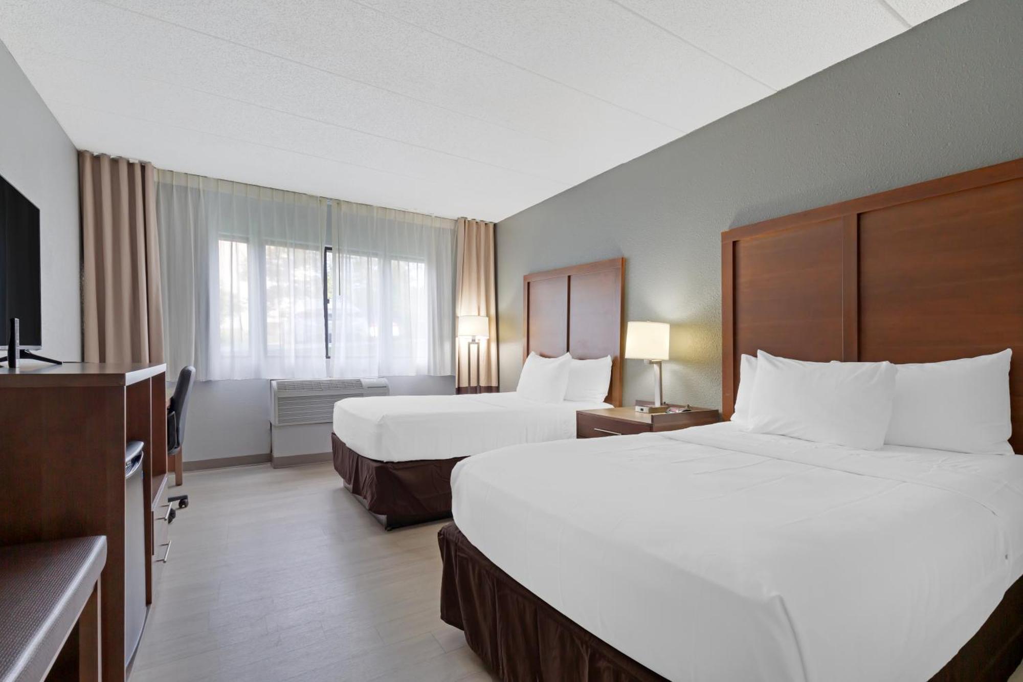 Clarion Hotel & Suites BWI Airport North Brooklyn Park Exterior photo