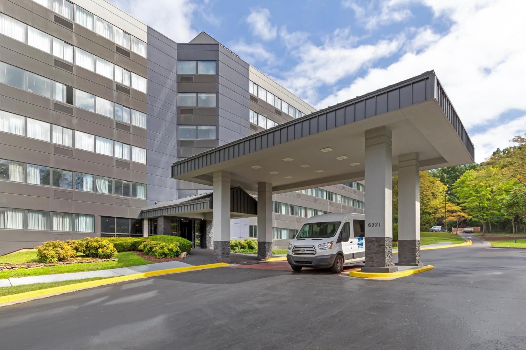 Clarion Hotel & Suites BWI Airport North Brooklyn Park Exterior photo
